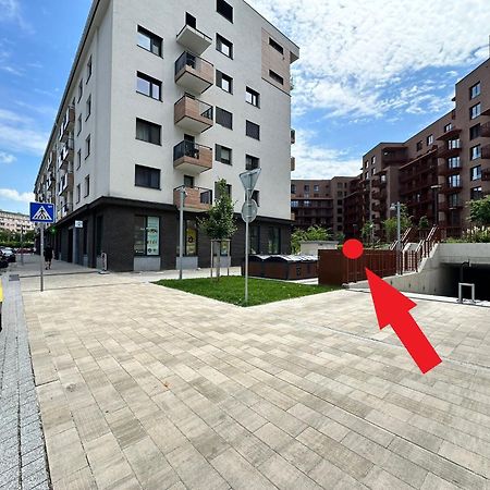 Zwirn1, Uplne Nove, Parkovanie, Klimatizacia, Pressburg Exterior foto