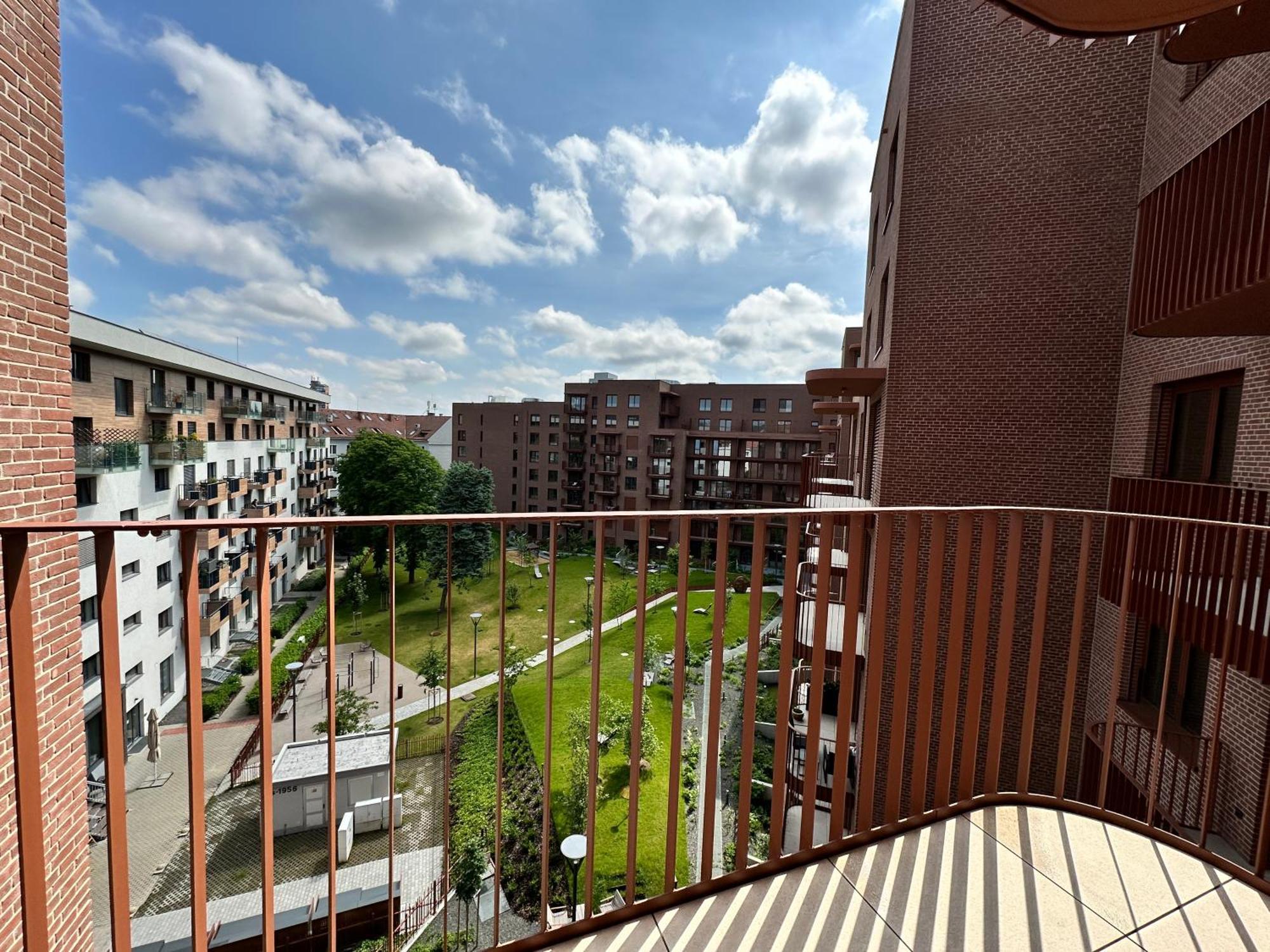 Zwirn1, Uplne Nove, Parkovanie, Klimatizacia, Pressburg Exterior foto